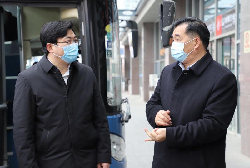 市委常委、武進(jìn)區(qū)委書(shū)記喬俊杰督查武進(jìn)汽車站春運(yùn)及疫情防控工作